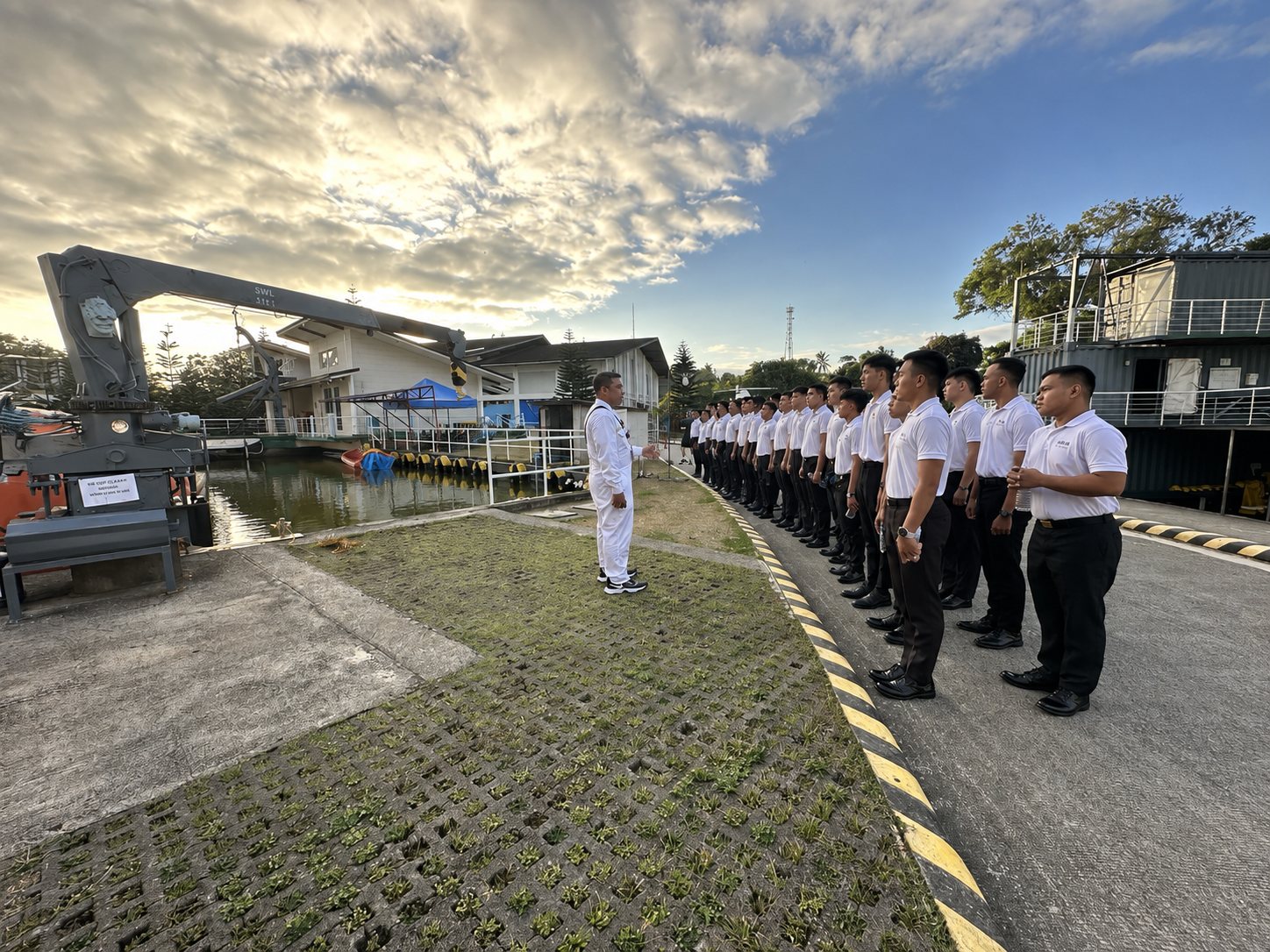 Maritime trainees at a COMPASS practical training environment